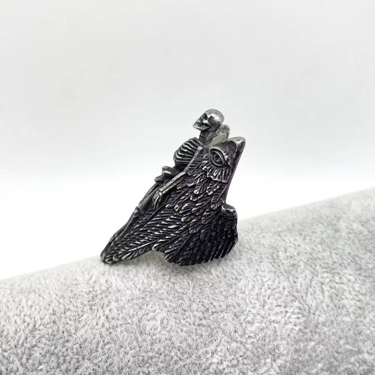 Mio Queena - Gothic Demon Wings Skull Stainless Steel Ring - MJ/MR/GT: 8