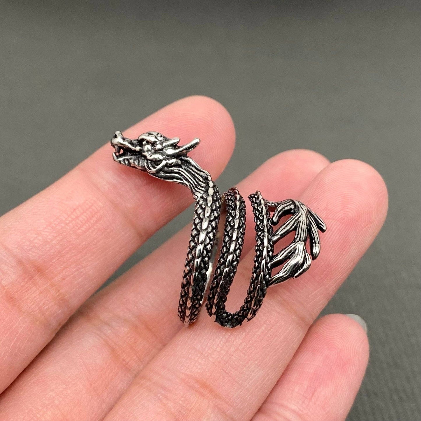 Mio Queena - Chinese Dragon Men's Stainless Steel Ring - MJ/MR: 8