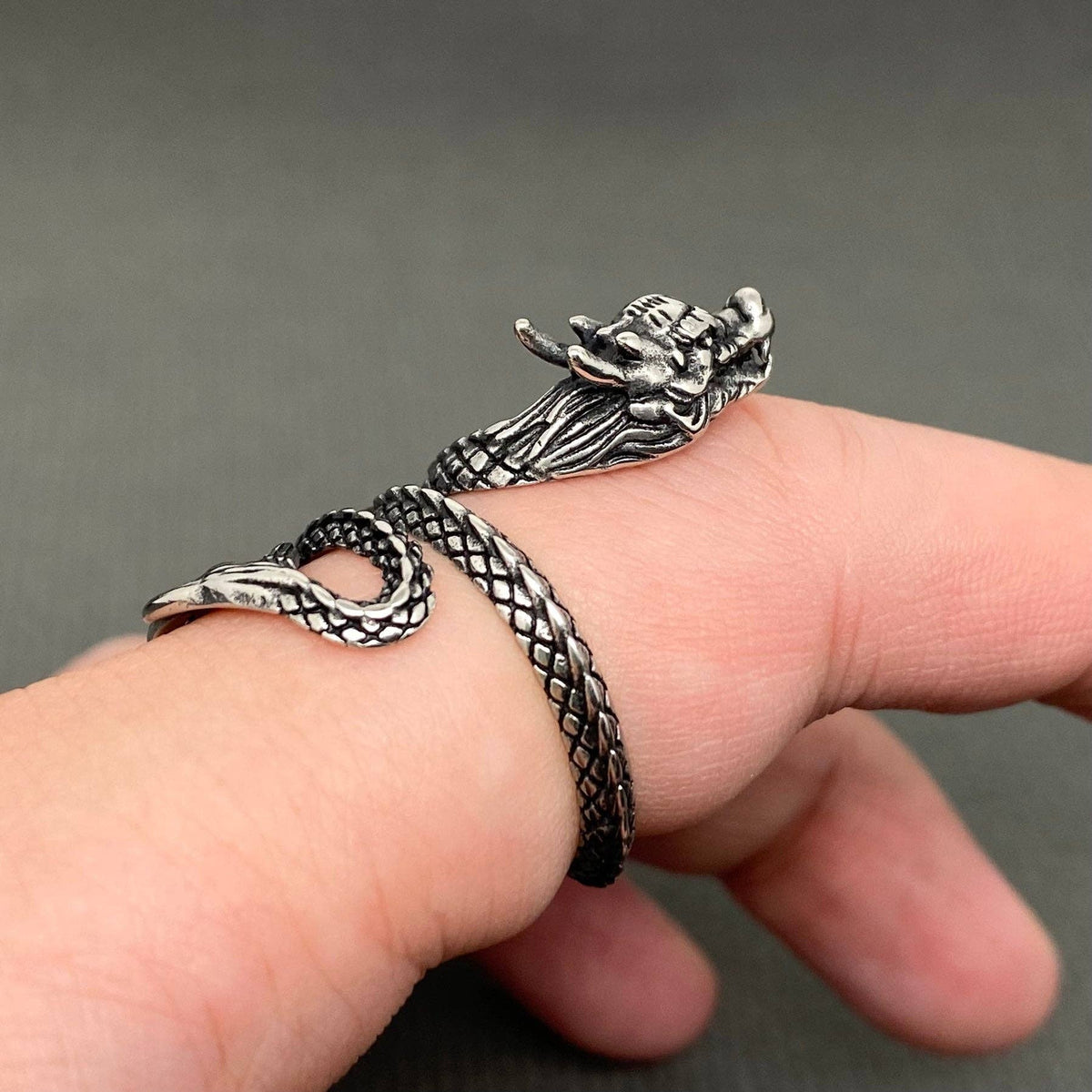 Mio Queena - Chinese Dragon Men's Stainless Steel Ring - MJ/MR: 8