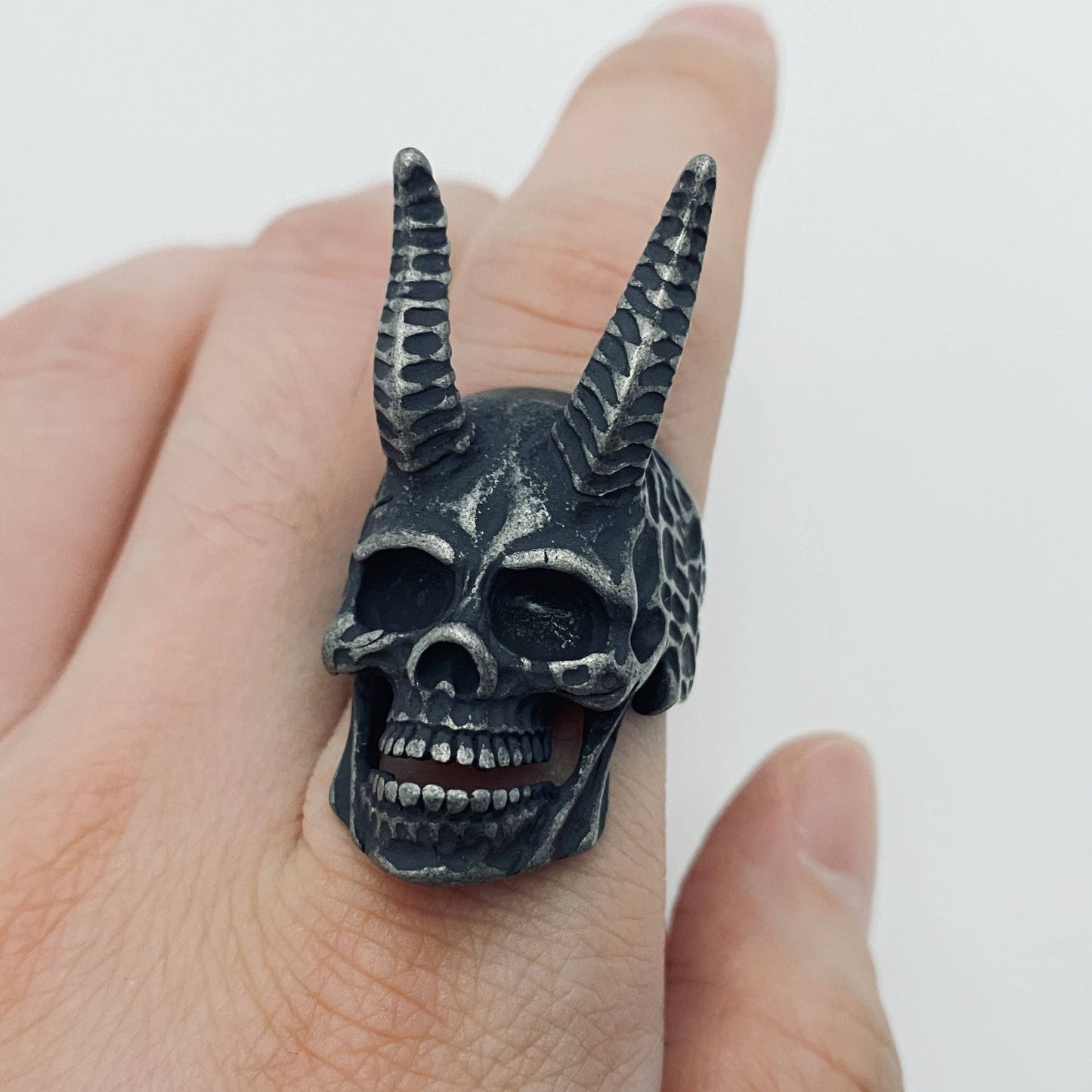 Mio Queena - MJ/MR/GT - High Quality Men's Stainless Steel Skull Rings: Style6 / 12#