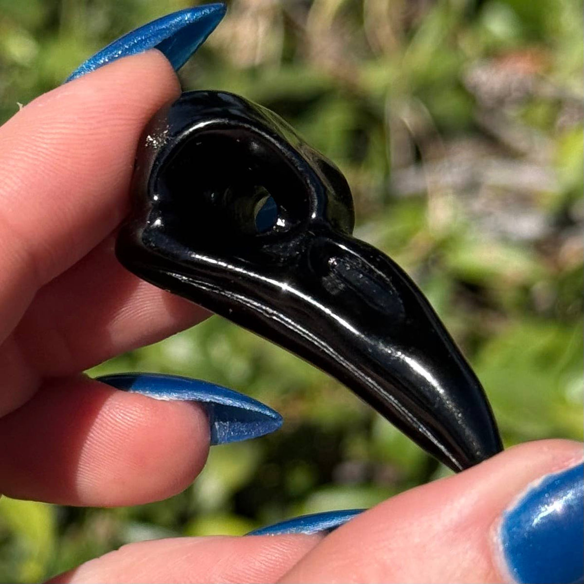 Obsidian Raven Skull - Small