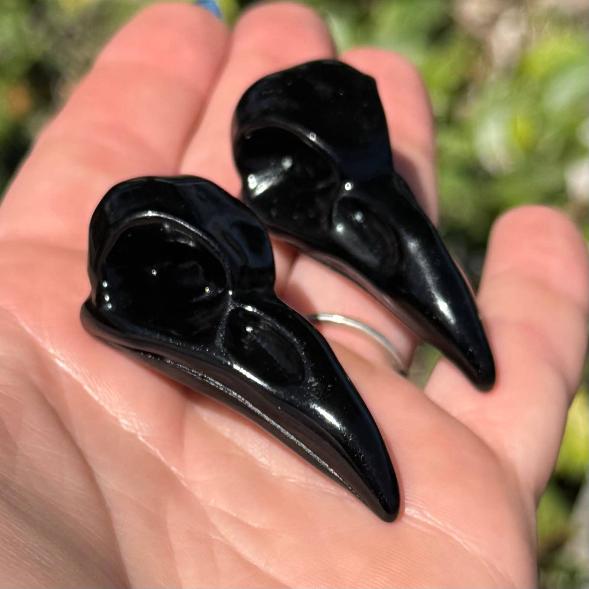 Obsidian Raven Skull - Small