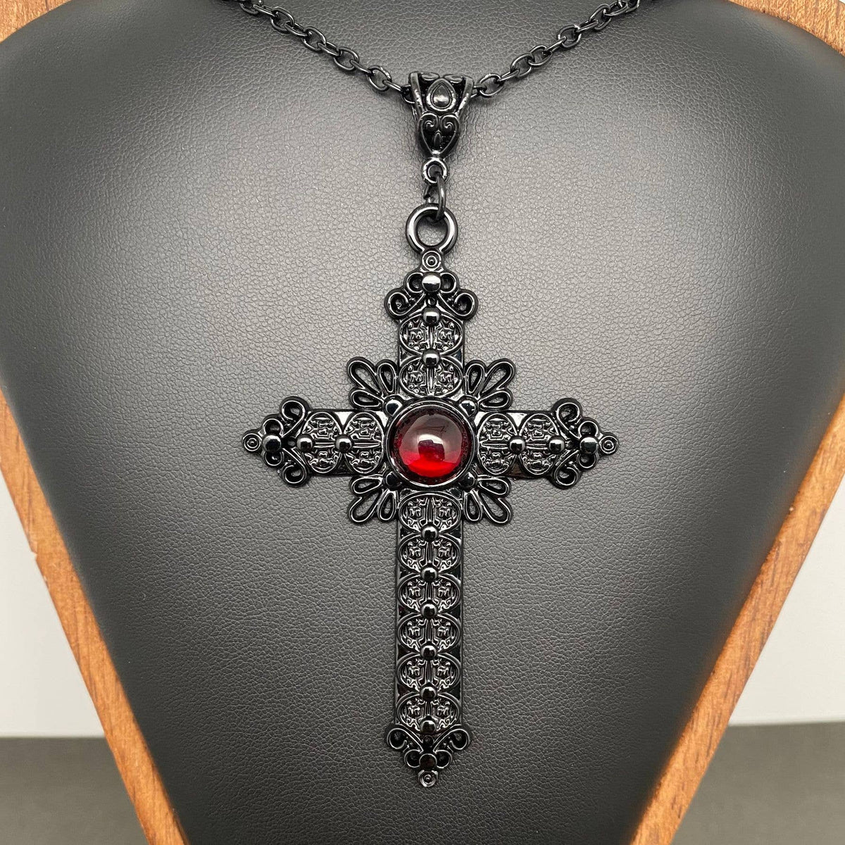 Mio Queena - Gothic Red Glass Inlaid Cross Charm Necklace - GT