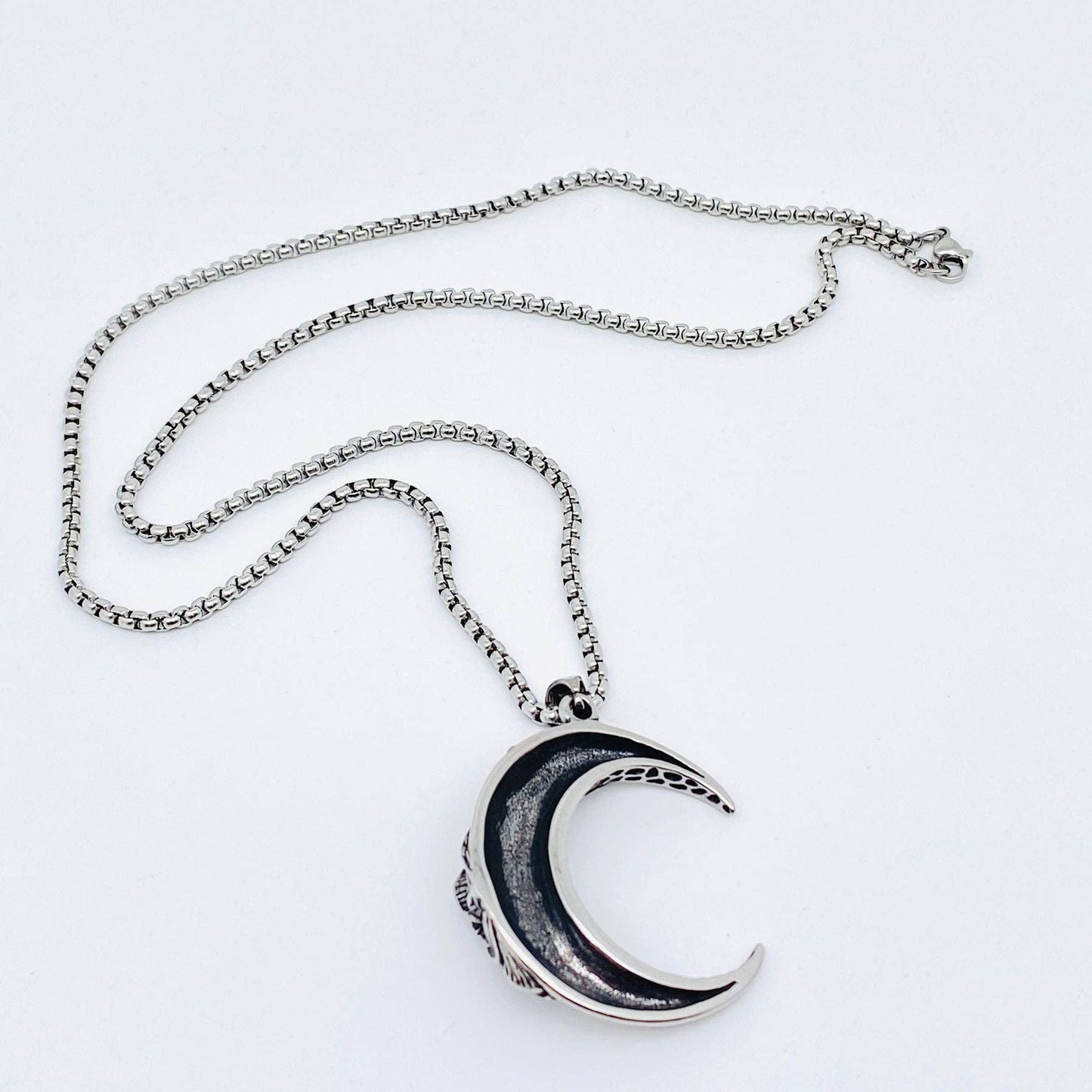 Mio Queena - Rose Crescent Moon Charm Stainless Steel Necklace -MJ/MNP/MS: Pendant + chain