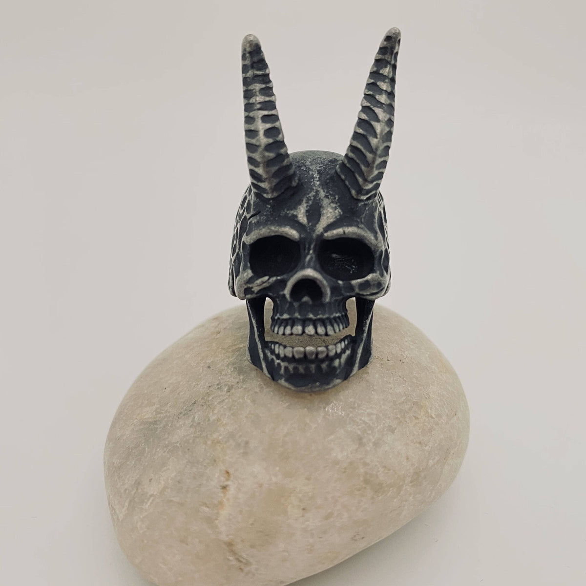 Mio Queena - MJ/MR/GT - High Quality Men's Stainless Steel Skull Rings: Style6 / 12#