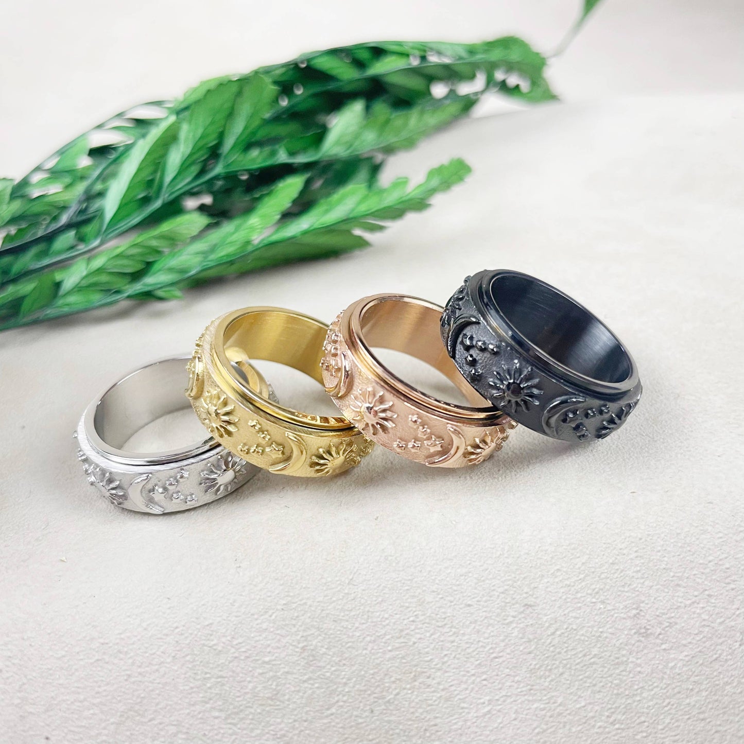 Celestial Stainless Steel Spinner Band Ring: Black / 8