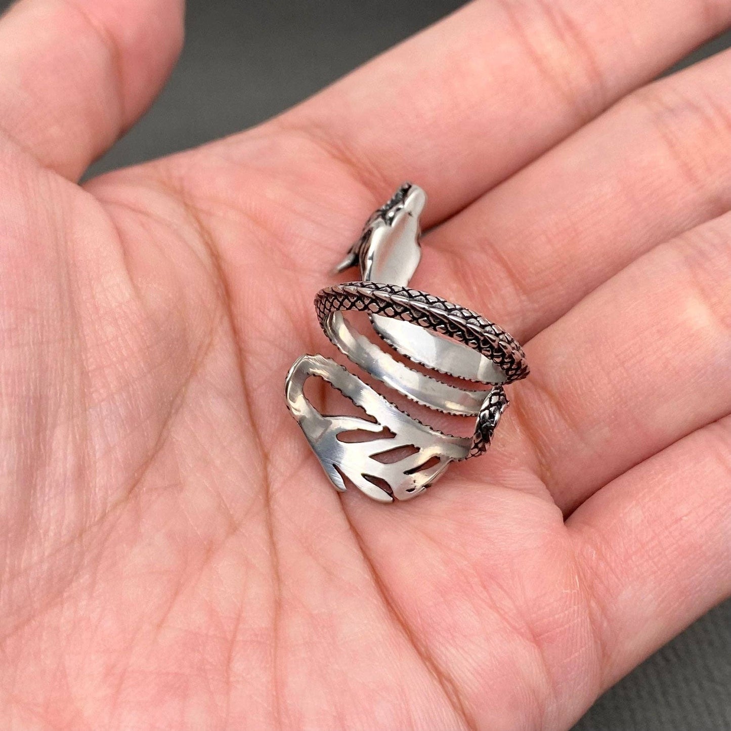 Mio Queena - Chinese Dragon Men's Stainless Steel Ring - MJ/MR: 7